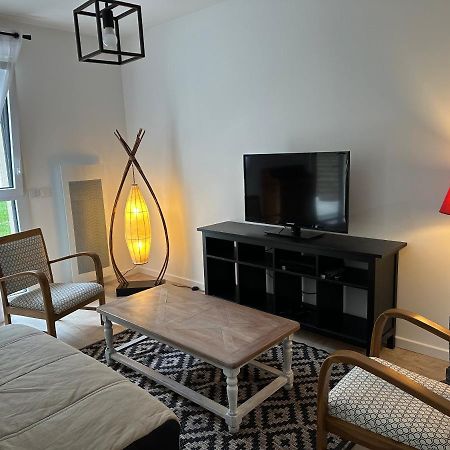 L'Aumonerie Apartment Angers Bagian luar foto