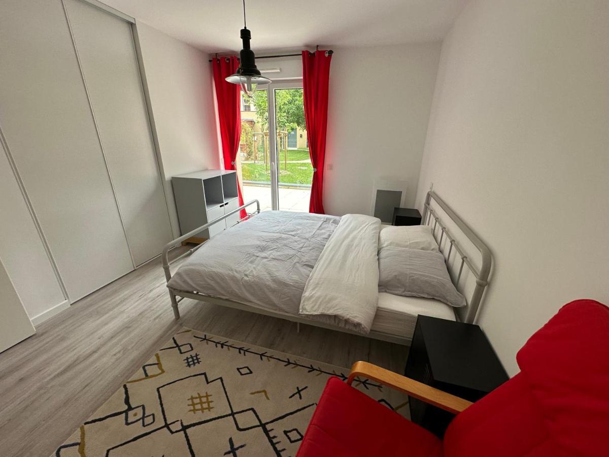 L'Aumonerie Apartment Angers Bagian luar foto
